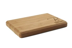 Tabla de cortar de madera de bambú personalizada con nombre grabado con láser regalo - Imagen 1 de 22