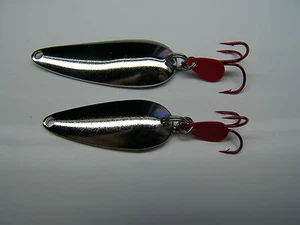 SILVER SPOON LOT 2 SALMON TROUT STEELHEAD LURE JIG SPINNER FISHING RED TREBLE - Picture 1 of 4