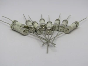 Fußblei Keramik Sicherung 30A langsam & F30A schnell T30AL250V T30000mA 5x20mm Axialverstärker - Bild 1 von 22