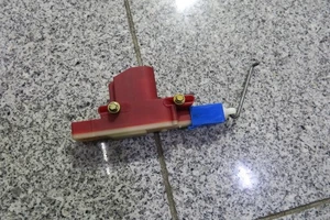 BMW E30 E23 E24 Stellmotor Heckklappe 1377141 original - Bild 1 von 3