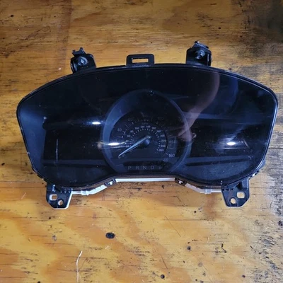 Комплект спидометров 2016 FORD FUSION 92 тыс. миль GS7T10849JB от оригинального производителя 16 - Изображение 1 из 3