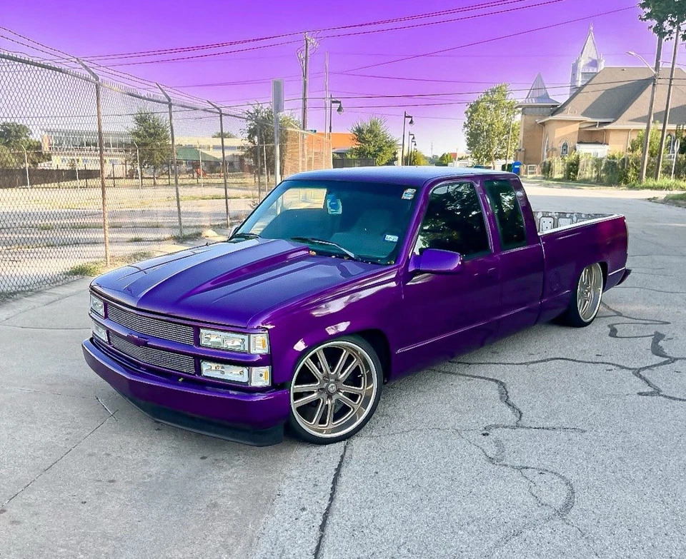 Pintura automotriz púrpura prisma (púrpura caramelo) Foto 1 de 3