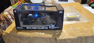 GREENLIGHT HOLLYWOOD 1/43 FORD FALCON V8 INTERCEPTOR modified light - Foto 1 di 10