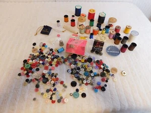 Vintage Mixed Sewing Lot Buttons,Threads & More Clark's Sewing Bee & More - Picture 1 of 9