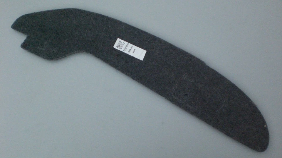 BUICK 10407559 1997-2005; AISLADOR DE PUERTA CENTURY & REGAL 04; GUARDABARROS DELANTERO INTERIOR Foto 1 de 1