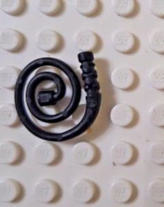 LEGO (61975) INDIANA JONES AUFGEROLLTE SCHWARZE AUFGEROLLTE PEITSCHE FÜR MINIFIGUR BRANDNEU - Bild 1 von 2