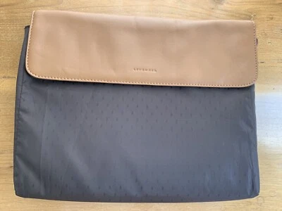 Levenger Leather Laptop/Brief Case - Image 1 of 4