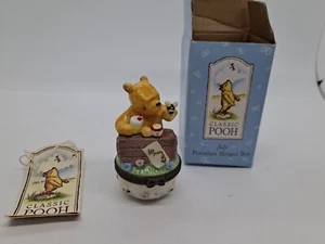 Winnie the Pooh Lemonade Stand Bees Summer Trinket Box Porcelain "July" - Picture 1 of 10