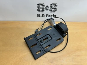 Original Harley-Davidson Dyna Street Bob Side-Mount Nummernschild Halterung 67900121 - Bild 1 von 3