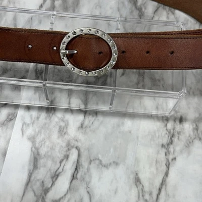 Cinturón de cuero marrón con hebilla pequeña de estrás American Eagle Outfitters de colección para mujer Foto 1 de 4