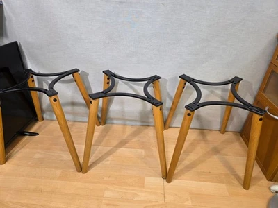 1 von 3 Stück Stuhlgestelle Holzbeine Metalleinlage. - Bild 1 von 4