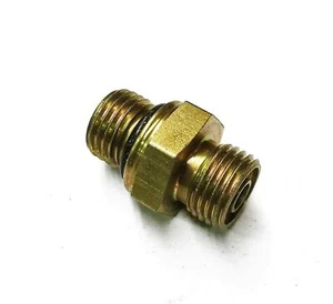 John Deere OEM Adapter Fitting RE52718 NOS - Picture 1 of 4