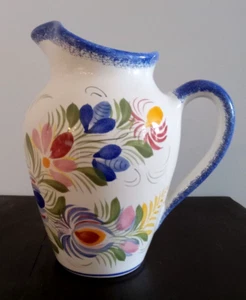 Beautiful HENRIOT QUIMPER FRANCE Faience pitcher 'Fleuri Royal'  7.5" MINT - Imagen 1 de 8