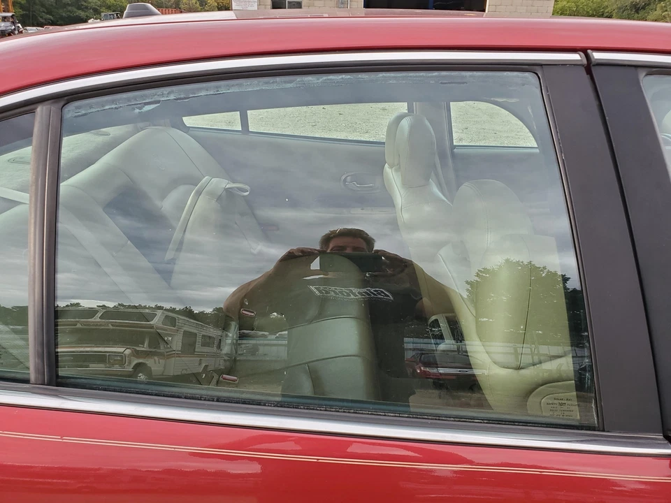 Puerta trasera derecha cristal/ventana (tinte AS2) 2000-2005 Buick LeSabre Foto 1 de 4