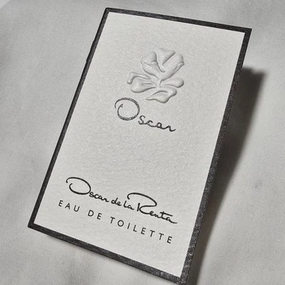 Oscar de la Renta Oscar - NUEVO Foto 1 de 4