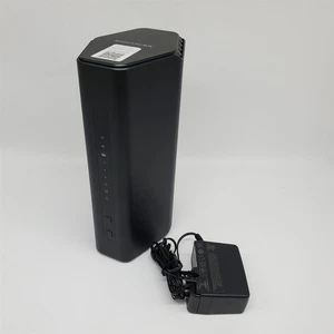 NETGEAR Nighthawk Dual-Band WiFi 7 Router (RS200) - Picture 1 of 4