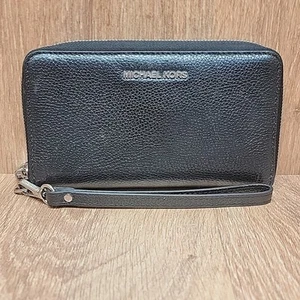 Michael Kors Jet Set Large Flat Black Silver Pebbled Leather Phone Case Wristlet - Photo 1 sur 10