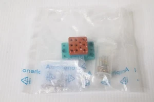 Amphenol M12883/48-01 Relay Socket (2 Available) - Bild 1 von 4