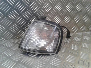 Clignotant avant gauche - NISSAN PRIMERA I (1) - Picture 1 of 3
