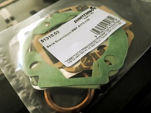 1 POCHETTES DE JOINTS MOTEUR PARMAKIT 50mm POUR HAUT MOTEUR 82cc MBK 51 AV10 - Photo 1/3