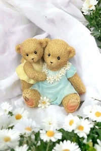 Cherished Teddies "Made With Love For Mom"Daughter Giving Mom Daisy Necklace Fig - Picture 1 of 9
