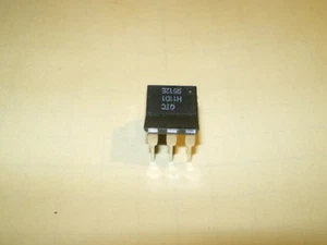 H11D1 6-Pin DIP Optoisolators High Voltage Transistor Output(300 Volts) - Picture 1 of 1