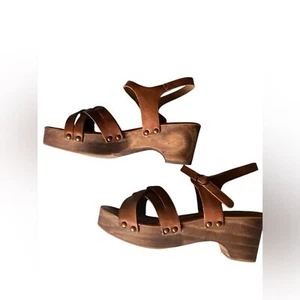 Fat Face Clogs Size 9 Wood Summer Festival Sandal Heels - Picture 1 of 8