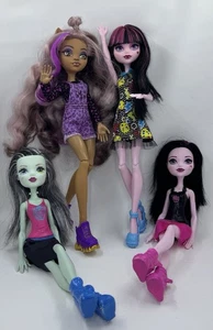 Monster High Puppe Konvolut enthält 4 - Bild 1 von 7