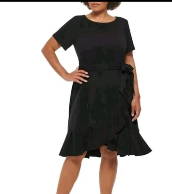 NUEVO CON ETIQUETAS Vestido de Cóctel Calvin Klein Para Mujer Negro Cuello Redondo Volantes Dobladillo TALLA 22W Foto 1 de 4