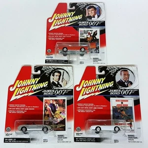 Johnny Lightning 1/64 Scale 3x James Bond 007 Cars Toyota 2000 GT BMW Z8 Cougar - Picture 1 of 4