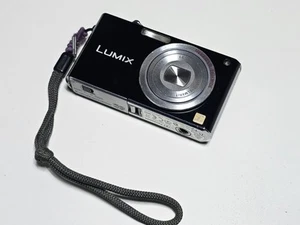 Panasonic LUMIX DMC-FX33 , Appareil Photo Numérique 8,1 Mpixels Vendu Nu Seule - Photo 1/6