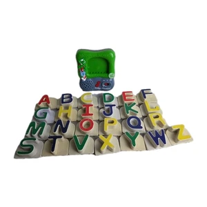 Leap Frog FRIDGE PHONICS & Magnetic 25 Uppercase ALPHABET Letters (MISSING U) - Picture 1 of 5