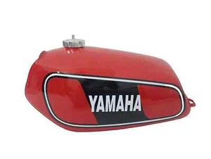 Yamaha DT175 DT 175 1977-78 Acero Pintado Rojo Combustible Gasolina Tanque Con Tapa - Imagen 1 de 17