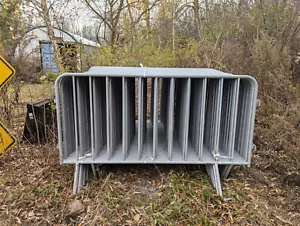 48" X 82"  Crowd Control Barrier Temporary Fence 4' X 7' Fencing Can Ship - Picture 1 of 9