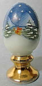 Fenton Huevo Blanco Sobre Soporte Pedestal Soporte Snow Scene 5140Z7 - Imagen 1 de 7