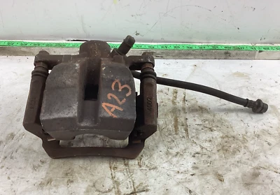 Conjunto de pinça de freio traseira direita do passageiro Toyota Sienna 2011 - 2018 fabricante de equipamento original - Imagem 1 de 4