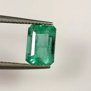 Smeraldo naturale dello Zambia 1,64 ct ~ parte superiore ottagonale verde buona lucentezza pietra preziosa non riscaldata - Foto 1 di 4