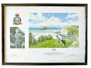 WW2 RAF BATTLE OF BRITAIN "ACE" W/C G.C.UNWIN FRAMED PHOTO & SMALL PRINT SIGNED. - Picture 1 of 1