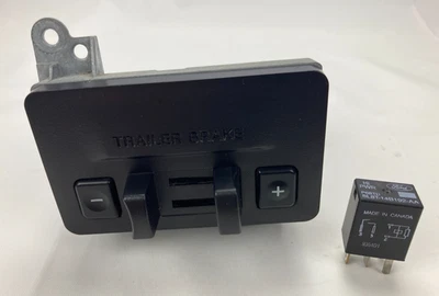 Controlador de freno de remolque Ford F-150 2011-14 tablero de fábrica OEM con relé auxiliar Pwr Foto 1 de 4