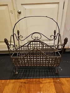 Log Holder Vintage Fireplace Metal Rack Magazine Holder Towel Storage Footed - Picture 1 of 8