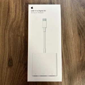 Apple USB-C to Digital AV - Multiport Adapter A2119 MUF82AM/A - BRAND NEW - Picture 1 of 10