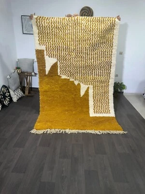 Alfombra moderna abstracta de lana azilal marroquí - diseño naranja y Art Deco Foto 1 de 4