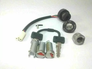 Vespa PX 125 150 200 Stella 3 Barrel Lock Ignition Switch Electric Start 2 Key - Bild 1 von 5