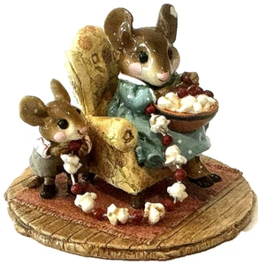 Wee Forest Folk M-333 A Sneaky Treat (RETIRED) With WFF Box - Bild 1 von 5