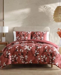 Hallmart Collectibles Watercolor Blossoms 2-Pc. Twin Red Comforter Sets - Picture 1 of 5