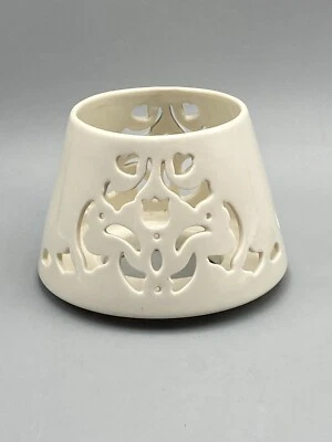 Luminaria floral recortada cerámica blanca sombra vela interiores hogar vintage Foto 1 de 4