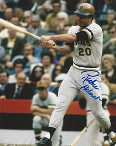Autographed 8x10 Richie Hebner Pittsburgh Pirates Autographed photo - COA - Picture 1 of 1