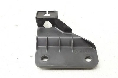 Soporte de montaje de radiador Suzuki GSXR 750 2023 11-23 Foto 1 de 4