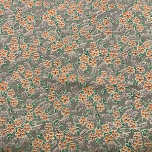 Vintage Floral Fabric 1 Yard 36" Wide Sewing Crafts - Picture 1 of 2