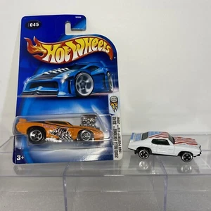 Pontiac GTO 1:64 Diecast Summer S8504 & 2003 Hot Wheels First Editions Judge - Picture 1 of 11